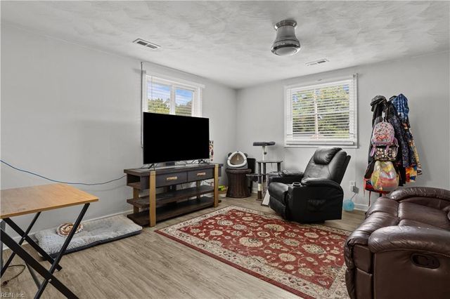 1201 Hale DR, Hampton, VA 23663