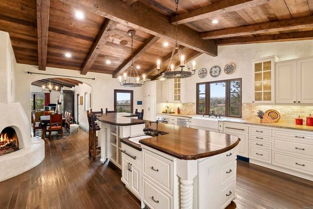 4631 La Orilla, Rancho Santa Fe, CA 92067