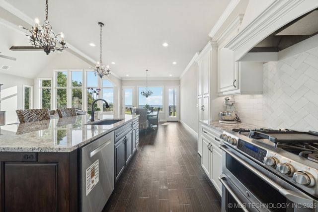 2805 S 294th East Avenue, Broken Arrow, OK 74014