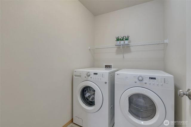 23813 SE 282nd Street, Maple Valley, WA 98038