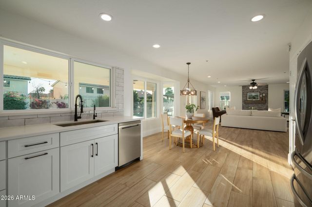 9011 E PALM RIDGE Drive, Scottsdale, AZ 85260