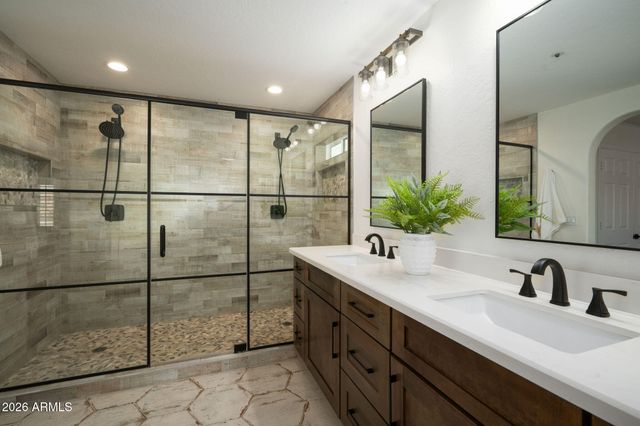 9011 E PALM RIDGE Drive, Scottsdale, AZ 85260