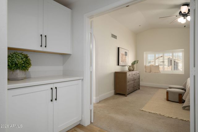 9011 E PALM RIDGE Drive, Scottsdale, AZ 85260