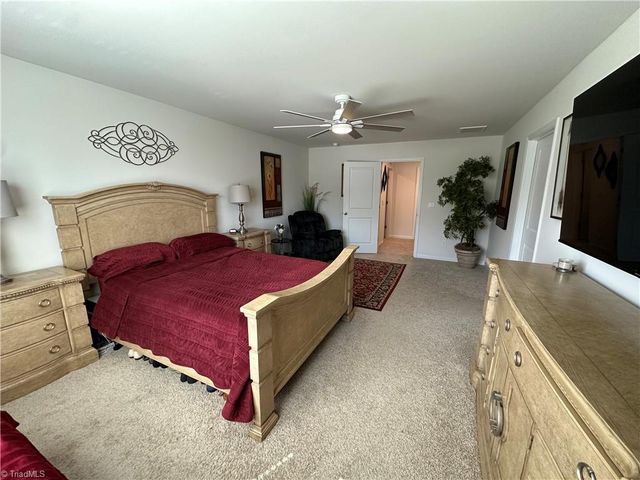 3724 Millennium Drive, Greensboro, NC 27455