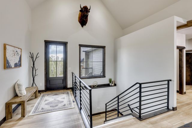 21235 RIDGEWOOD TR, Lead, SD 57754