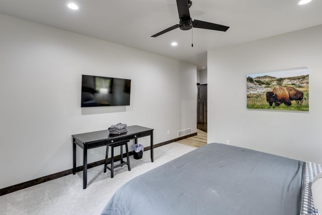 21235 RIDGEWOOD TR, Lead, SD 57754