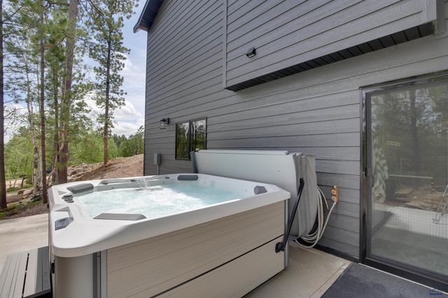 21235 RIDGEWOOD TR, Lead, SD 57754