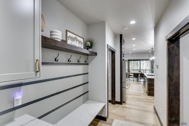 21235 RIDGEWOOD TR, Lead, SD 57754