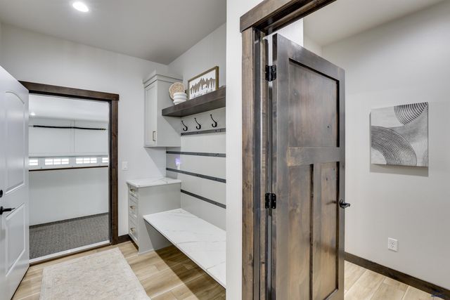 21235 RIDGEWOOD TR, Lead, SD 57754