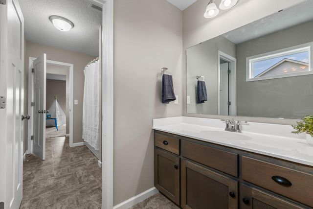 6609 96th Street S, Cottage Grove, MN 55016