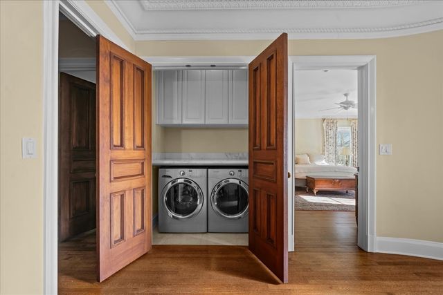 123 OXFORD Road, Kenilworth, IL 60043