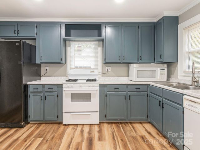 23 Lawndale Avenue SE, Concord, NC 28025