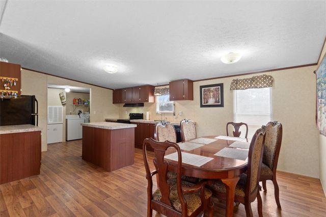 220 Pr 8464, Broaddus, TX 75929