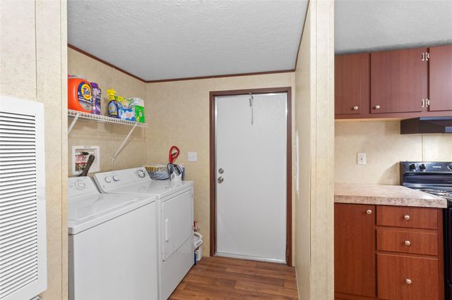 220 Pr 8464, Broaddus, TX 75929