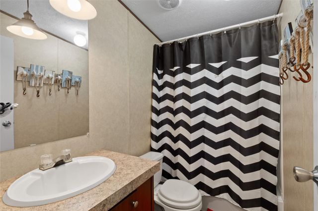 220 Pr 8464, Broaddus, TX 75929