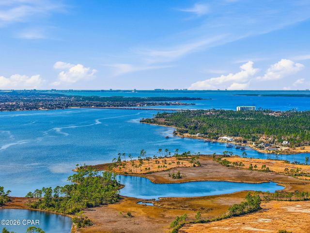 217 Hodges Bayou Plantation Boulevard, Southport, FL 32409