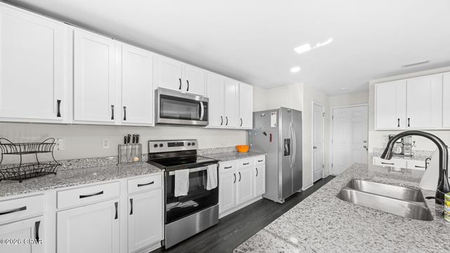 217 Hodges Bayou Plantation Boulevard, Southport, FL 32409