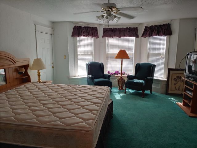 431 Fitzhugh Avenue, Paris, TX 75460