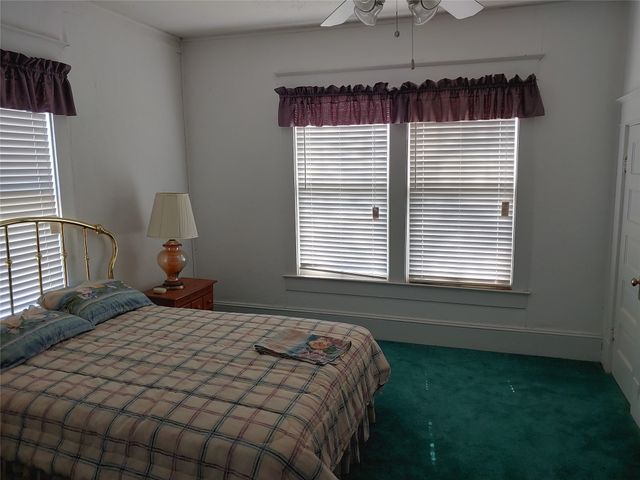431 Fitzhugh Avenue, Paris, TX 75460