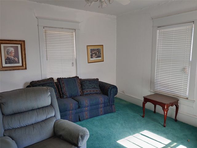 431 Fitzhugh Avenue, Paris, TX 75460