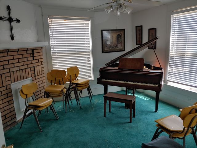 431 Fitzhugh Avenue, Paris, TX 75460