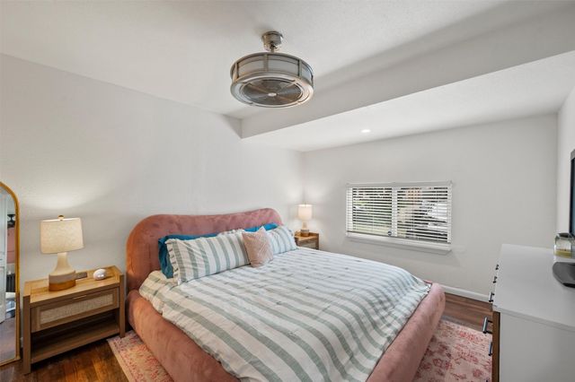 10846 Sharondale Drive, Dallas, TX 75228