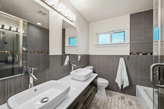 10846 Sharondale Drive, Dallas, TX 75228