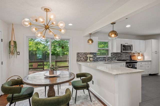 10846 Sharondale Drive, Dallas, TX 75228