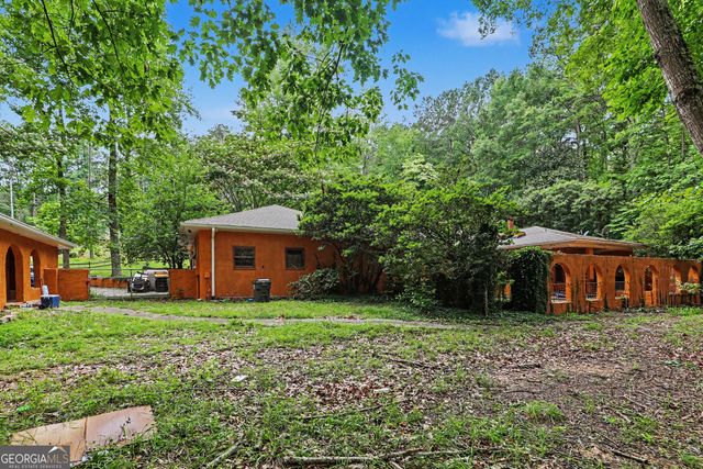 6130 Tennis Circle, Fairburn, GA 30213