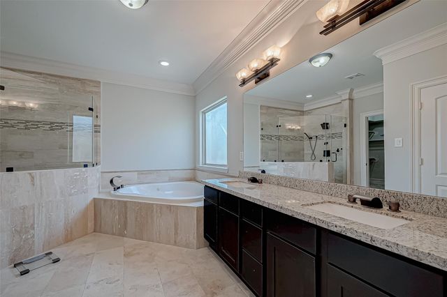 5226 Kiam Street 1002, Houston, TX 77007