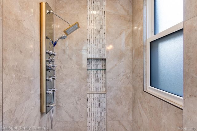 852 E Grand Boulevard, Detroit, MI 48207