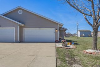7355 SW 23rd CT, Topeka, KS 66614
