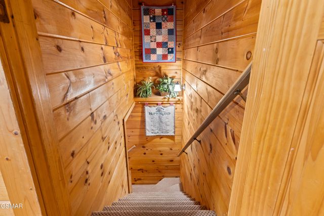 1543 Rainbow Ridge Way, Sevierville, TN 37862