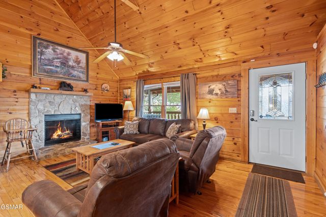 1543 Rainbow Ridge Way, Sevierville, TN 37862