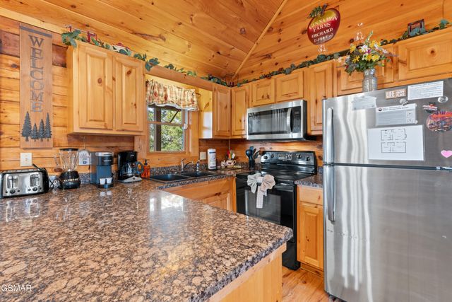 1543 Rainbow Ridge Way, Sevierville, TN 37862