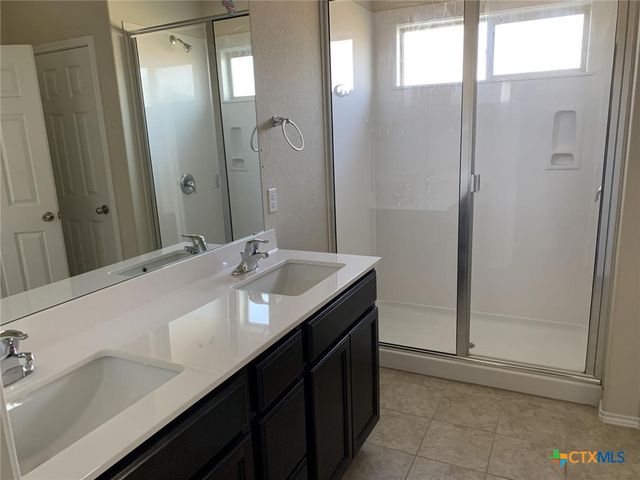 1218 Iron Glen Drive, Temple, TX 76502