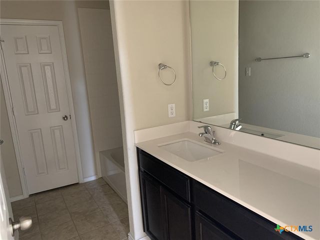 1218 Iron Glen Drive, Temple, TX 76502