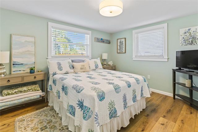 3122 N REGATTA CIRCLE, Sarasota, FL 34231