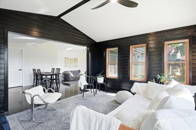 20955 Jamestown Avenue, Lakeville, MN 55044