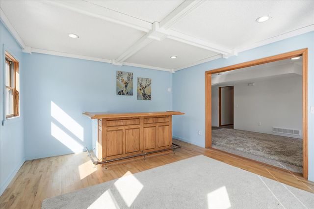 20955 Jamestown Avenue, Lakeville, MN 55044