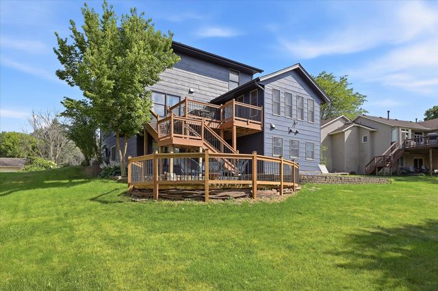 20955 Jamestown Avenue, Lakeville, MN 55044