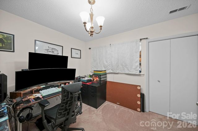 6049 Green Forest Drive, Charlotte, NC 28212