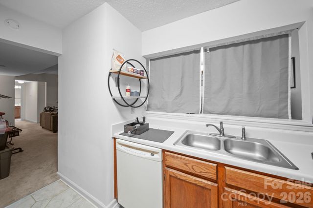 6049 Green Forest Drive, Charlotte, NC 28212