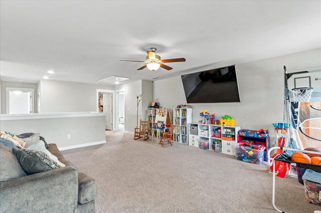 9876 Haven Port Lane, Ooltewah, TN 37363