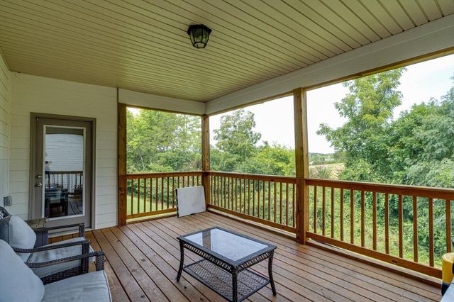 9876 Haven Port Lane, Ooltewah, TN 37363
