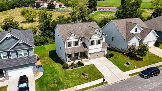 9876 Haven Port Lane, Ooltewah, TN 37363