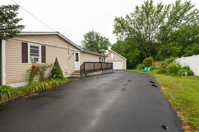 7 Therese Road, Salem, NH 03079