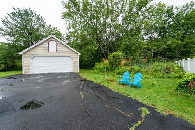 7 Therese Road, Salem, NH 03079