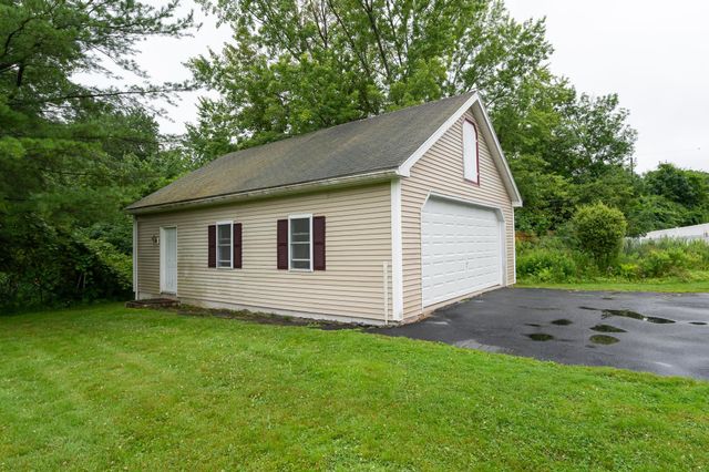 7 Therese Road, Salem, NH 03079
