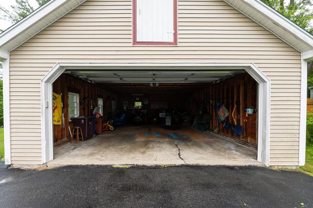 7 Therese Road, Salem, NH 03079